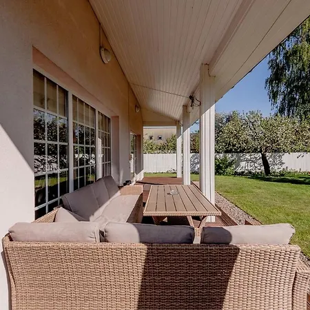 Luxury In Paernu, Walking Distance From The And Centre Parnu