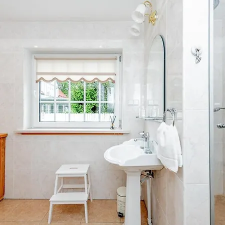 Luxury In Paernu, Walking Distance From The And Centre Vila *