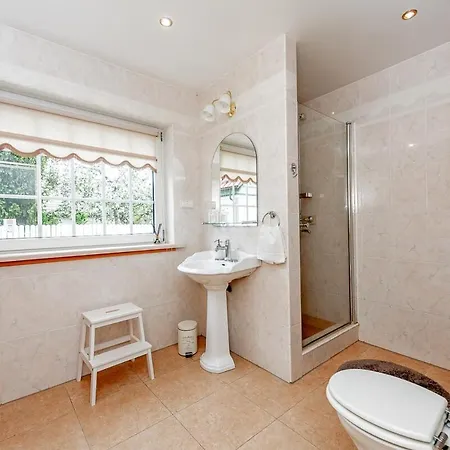 Vila Luxury In Paernu, Walking Distance From The And Centre