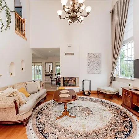 Вилла Luxury In Paernu, Walking Distance From The And Centre Пярну