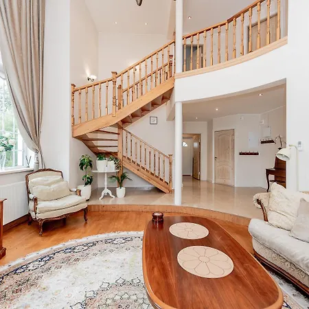 Luxury In Paernu, Walking Distance From The And Centre *