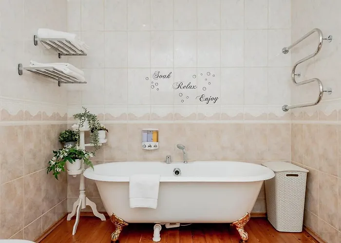 Luxury In Paernu, Walking Distance From The And Centre Willa Parnawa