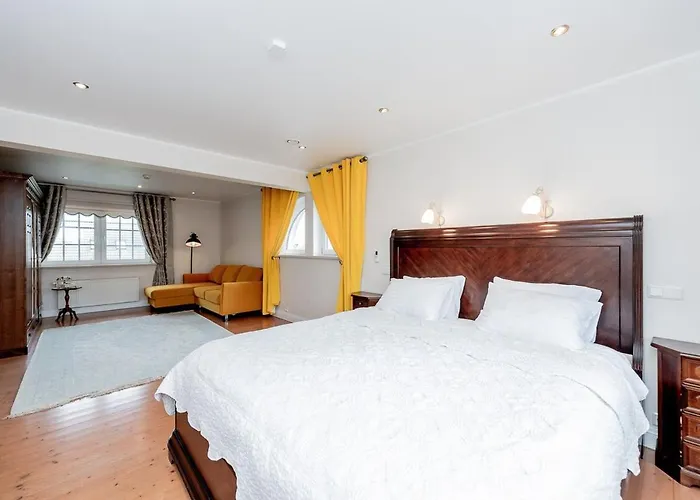 Luxury In Paernu, Walking Distance From The And Centre Willa