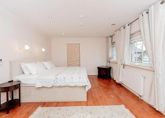 Luxury In Paernu, Walking Distance From The And Centre *