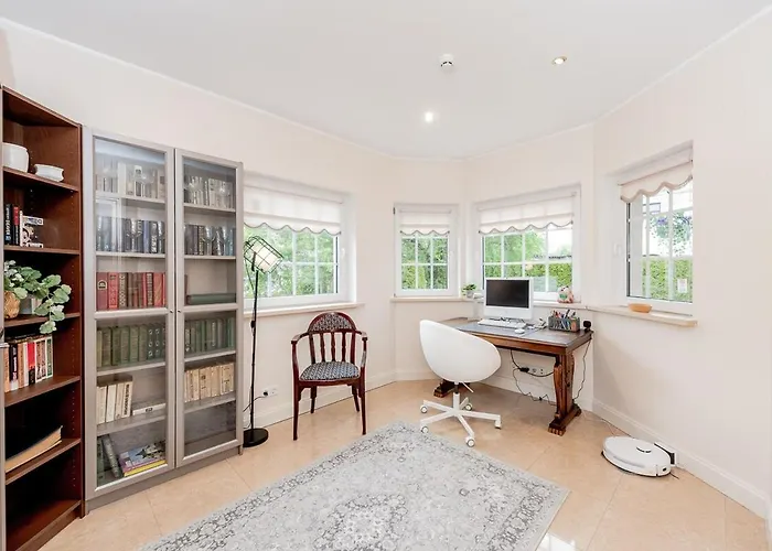 Luxury In Paernu, Walking Distance From The And Centre Parnawa